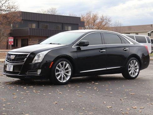 Used 2016 Cadillac XTS Luxury image 11