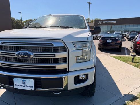 Used 2015 Ford F150 Platinum w/ Equipment Group 701A Luxury AWD/4WD image 13