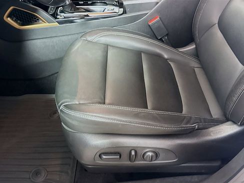 Used 2022 Chevrolet TrailBlazer ACTIV w/ Technology Package image 19