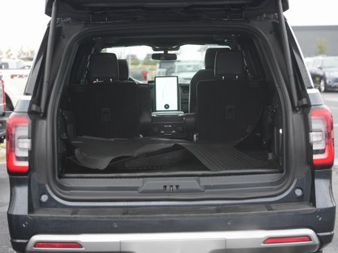 Certified 2023 Ford Expedition Platinum image 31