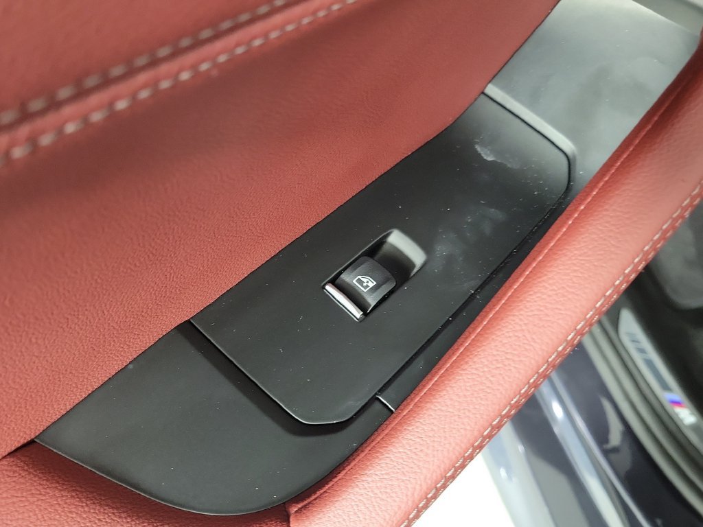 Used 2020 BMW X6 M50i AWD/4WD image 15
