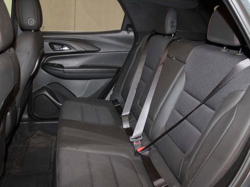 Used 2021 Chevrolet TrailBlazer RS w/ Convenience Package image 17