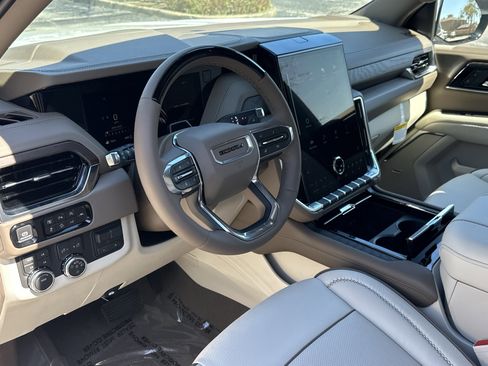 New 2026 GMC Yukon Denali w/ Denali Reserve Package image 21