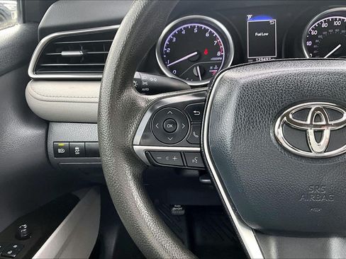 Used 2021 Toyota Camry LE FWD image 16