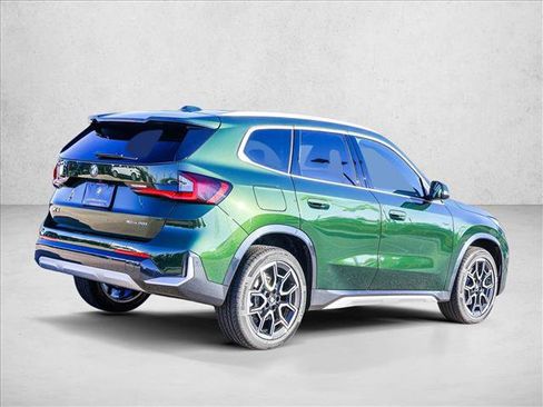 Certified 2025 BMW X1 xDrive28i w/ Convenience Package image 5