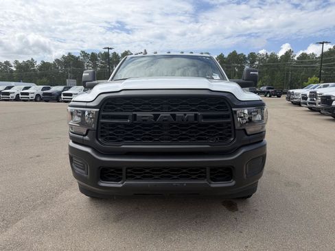 Used 2024 RAM 3500 Tradesman w/ Max Tow Package AWD/4WD image 2