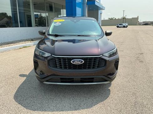 Used 2023 Ford Escape Active AWD/4WD image 10