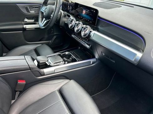 Used 2022 Mercedes-Benz GLB 250 GLB 250 image 15