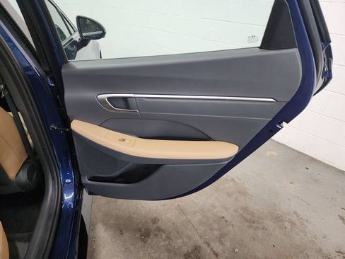 Used 2021 Hyundai Sonata Limited FWD image 31
