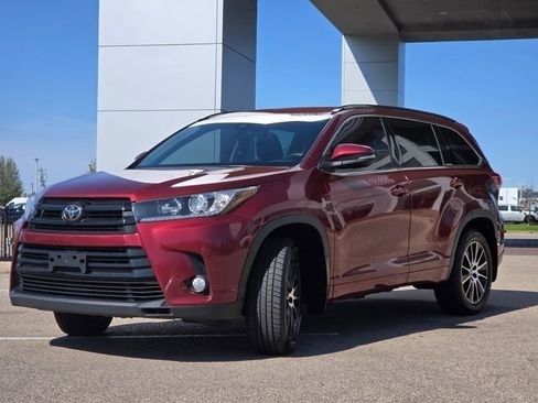 Used 2018 Toyota Highlander SE AWD/4WD image 22