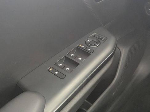 New 2026 Kia K4 LXS image 15