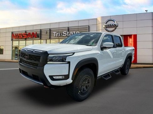 New 2026 Nissan Frontier PRO-4X w/ Pro-4x Convenience Package image 2