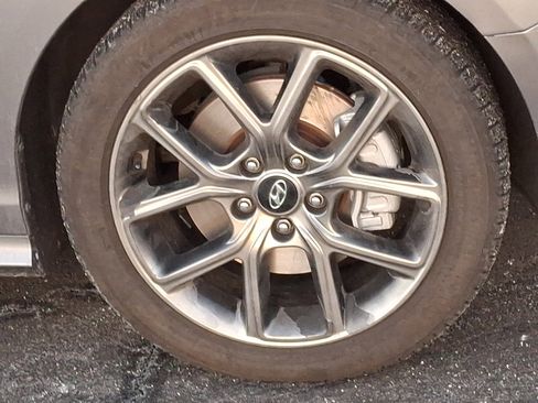 Used 2019 Hyundai Sonata Limited image 9