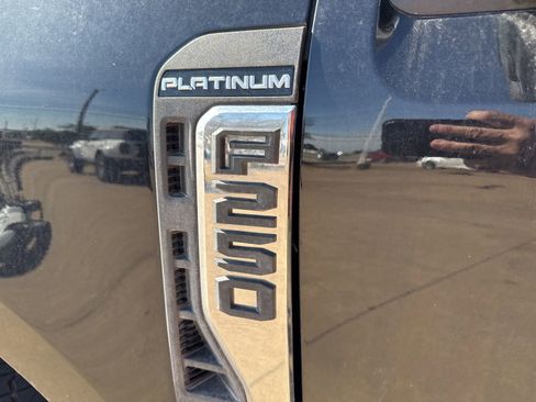 Used 2024 Ford F250 Platinum image 12