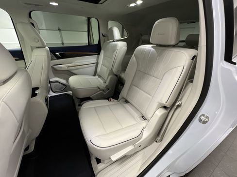 New 2026 Buick Enclave Avenir w/ Super Cruise Package image 62