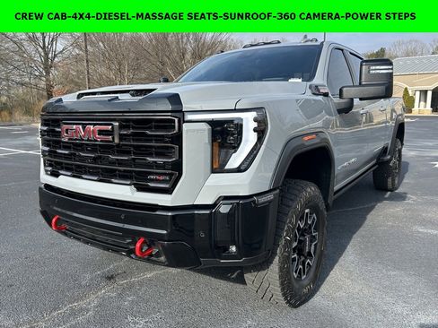 Used 2025 GMC Sierra 2500 AT4X image 1