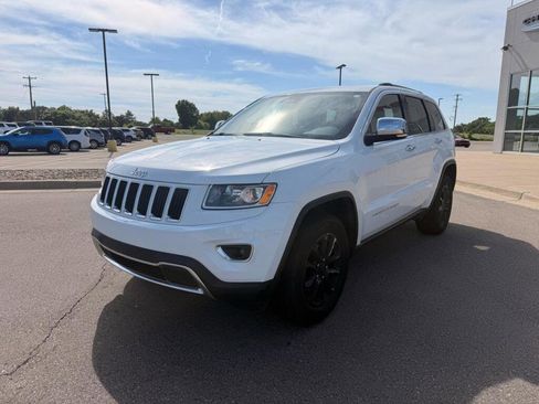 Used 2016 Jeep Grand Cherokee Limited AWD/4WD image 7