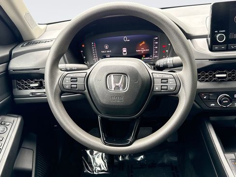 Used 2025 Honda Accord SE image 11