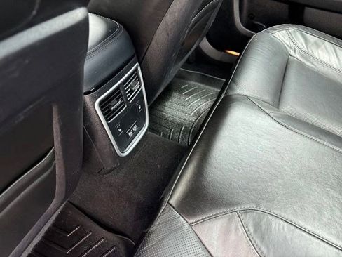 Used 2021 Dodge Charger SXT w/ Leather Interior Group RWD image 30