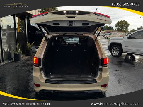 Used 2018 Jeep Grand Cherokee Trackhawk w/ Trailer Tow Group IV image 11