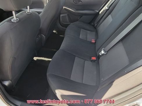 Used 2024 Nissan Sentra SV FWD image 10