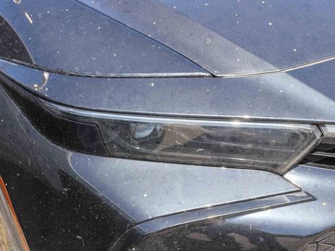 Used 2024 Toyota Crown XLE w/ Carpet Mat Package (TMS) image 5