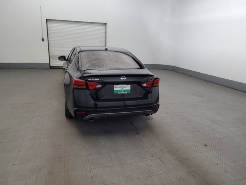 Used 2019 Nissan Altima 2.5 SR FWD image 6