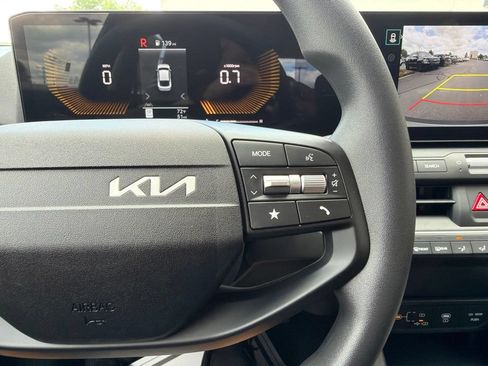 New 2026 Kia K4 FWD image 33