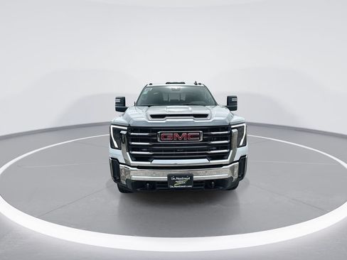 New 2026 GMC Sierra 2500 SLE w/ SLE Value Package; AWD/4WD image 3