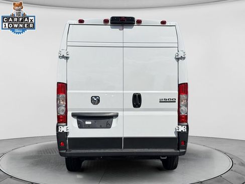 Used 2026 RAM ProMaster 2500 w/ Convenience Group FWD image 4