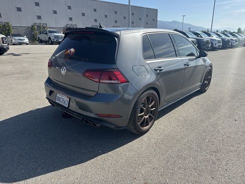 Used 2019 Volkswagen Golf R 4-Door AWD/4WD image 6