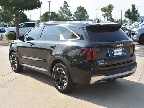 Used 2026 Kia Sorento S w/ S Panoramic Sunroof Package FWD image 8