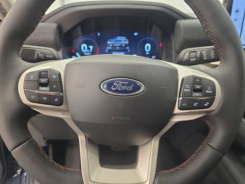 New 2026 Ford Explorer Active RWD image 36