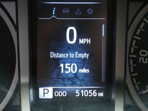 Used 2023 Toyota Tacoma SR5 w/ Technology Package AWD/4WD image 18