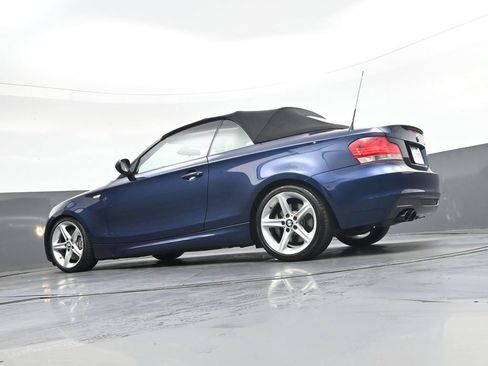 Used 2011 BMW 135i Convertible RWD image 42