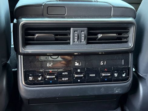 Used 2023 Lexus LX 600 4WD w/ Interior Upgrade Package image 15