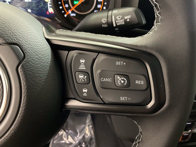 New 2026 Jeep Gladiator Sport AWD/4WD image 13