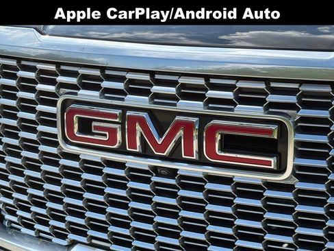 Used 2022 GMC Yukon Denali AWD/4WD image 6