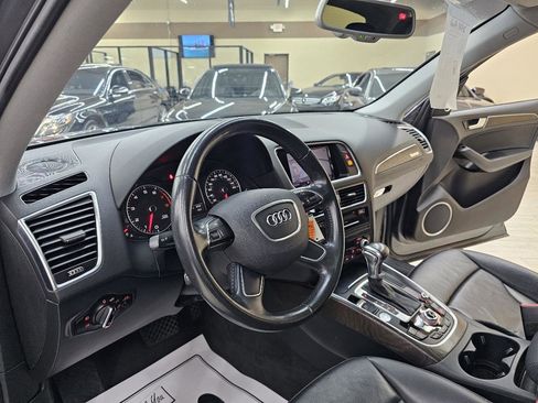 Used 2016 Audi Q5 2.0T Premium Plus w/ Technology Package AWD/4WD image 19