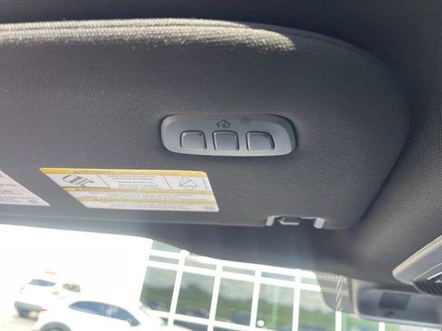 Used 2024 Ford F150 Lariat AWD/4WD image 40