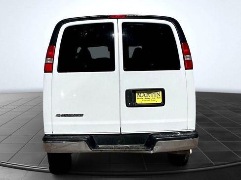 Used 2019 Chevrolet Express 3500 LT w/ LT Preferred Equipment Group image 4