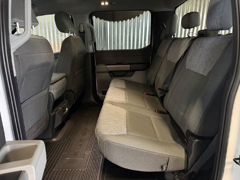 Used 2023 Ford F250 XLT w/ FX4 Off-Road Package image 14