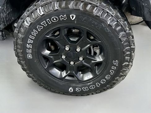 Used 2023 Jeep Wrangler Unlimited w/ Cold Weather Group image 31