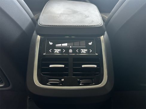 Used 2023 Volvo XC90 B6 Ultimate w/ Protection Package Premier image 35