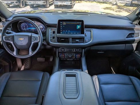 Used 2022 Chevrolet Tahoe LT w/ LT Signature Package RWD image 17