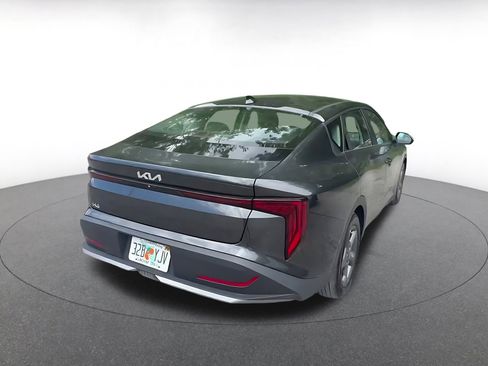 Used 2025 Kia K4 FWD image 15