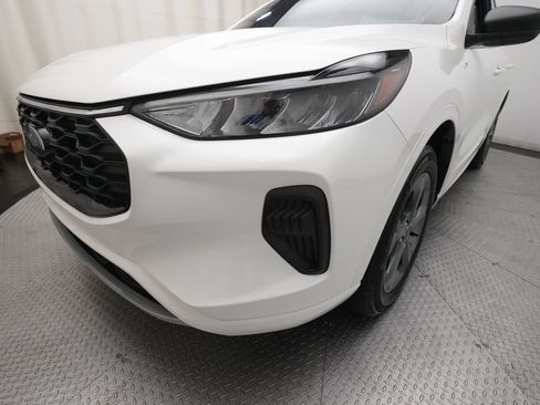 Used 2024 Ford Escape ST-Line w/ Tech Pack #1 AWD/4WD image 23