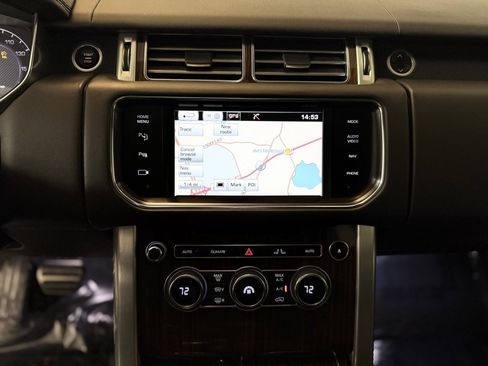 Used 2015 Land Rover Range Rover Supercharged image 18