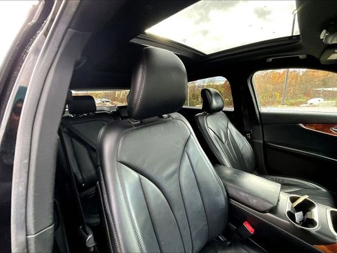 Used 2018 Lincoln MKX Reserve w/ Driver Assistance Package image 20