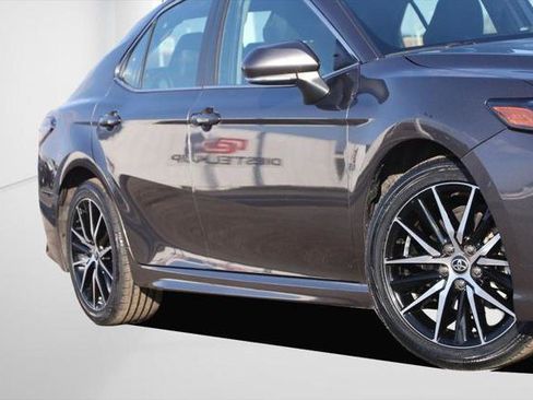 Certified 2024 Toyota Camry SE image 3